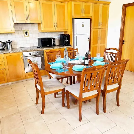 Apartman 1 *